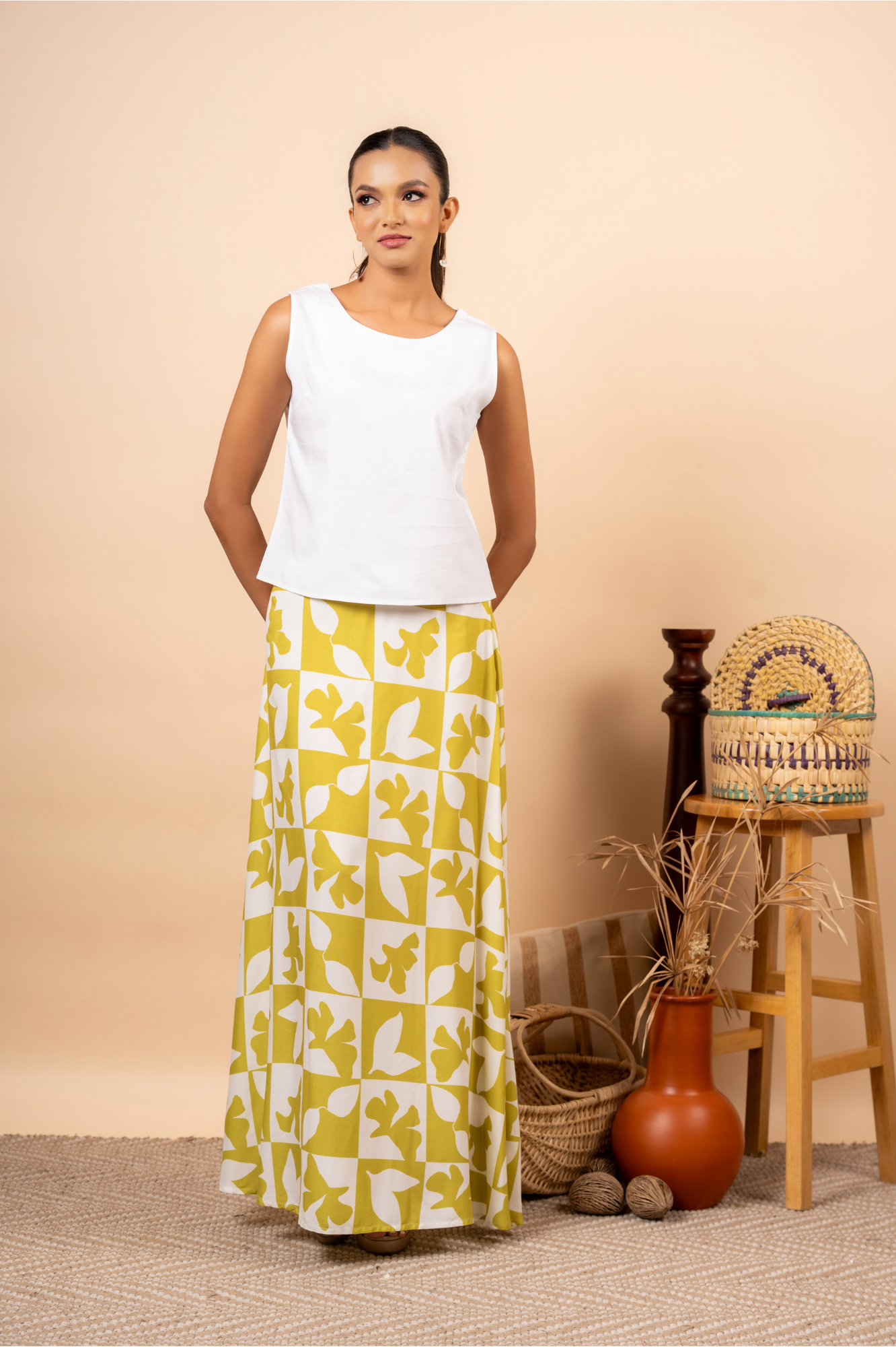 GREEN WHITE LEAVES WHITE LONG SKIRT